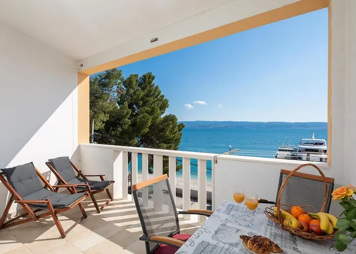 J.B. Beachfront Suites