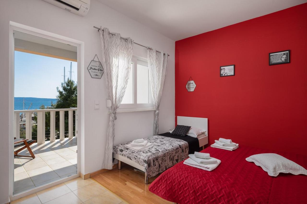 J.b. Beachfront Apartment Jesenice (Split-Dalmatia)